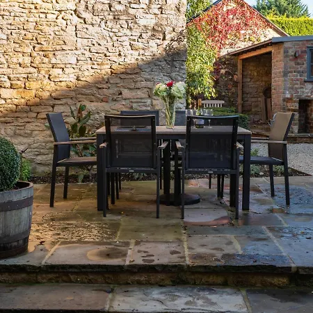 Beautiful Grade 2 Listed Cotswold Stone Cottage Chipping Norton Exterior photo