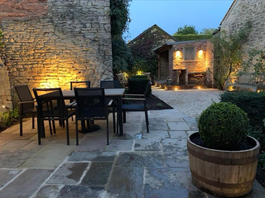 Beautiful Grade 2 Listed Cotswold Stone * Chipping Norton