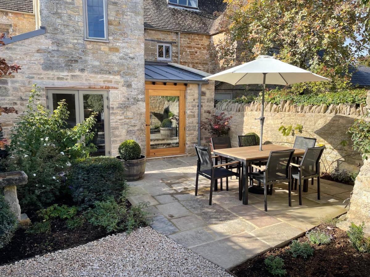 Holiday home Beautiful Grade 2 Listed Cotswold Stone