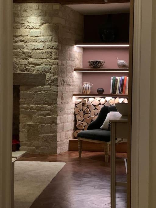 Beautiful Grade 2 Listed Cotswold Stone * Chipping Norton