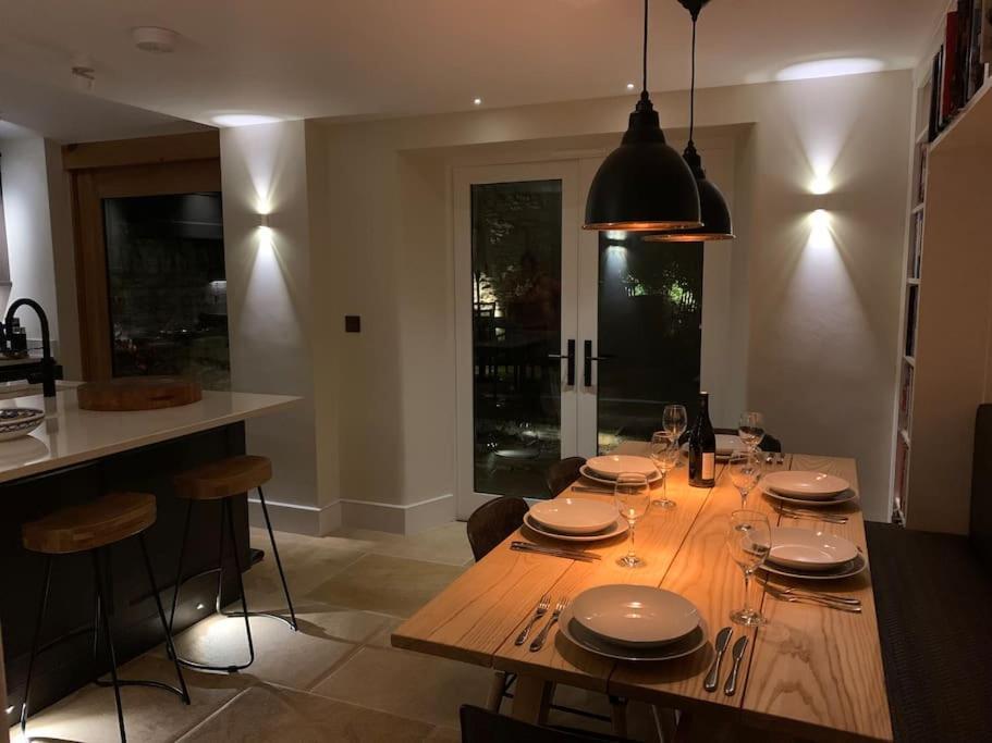 Holiday home Beautiful Grade 2 Listed Cotswold Stone *