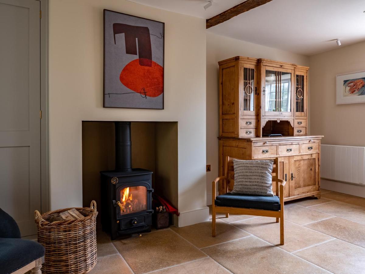 Holiday home Beautiful Grade 2 Listed Cotswold Stone