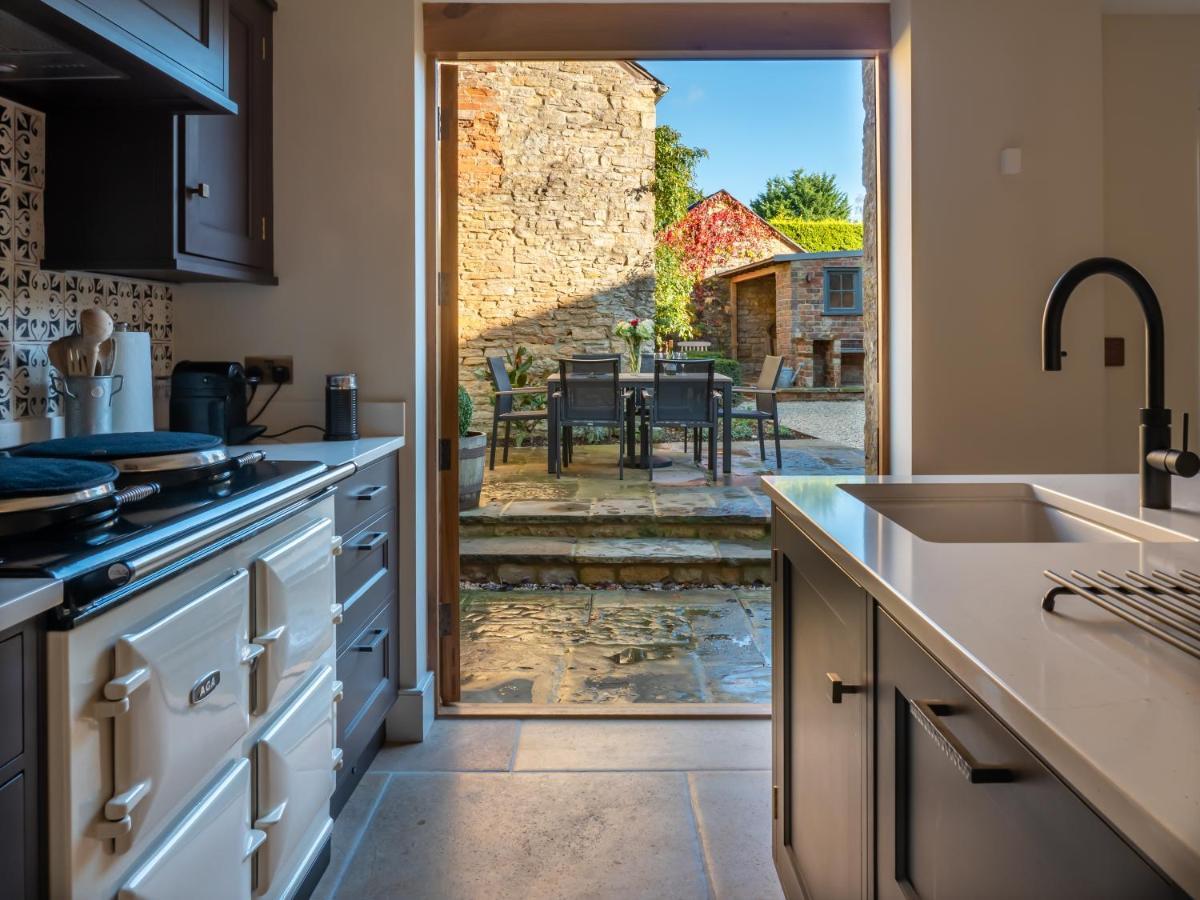 Holiday home Beautiful Grade 2 Listed Cotswold Stone Chipping Norton