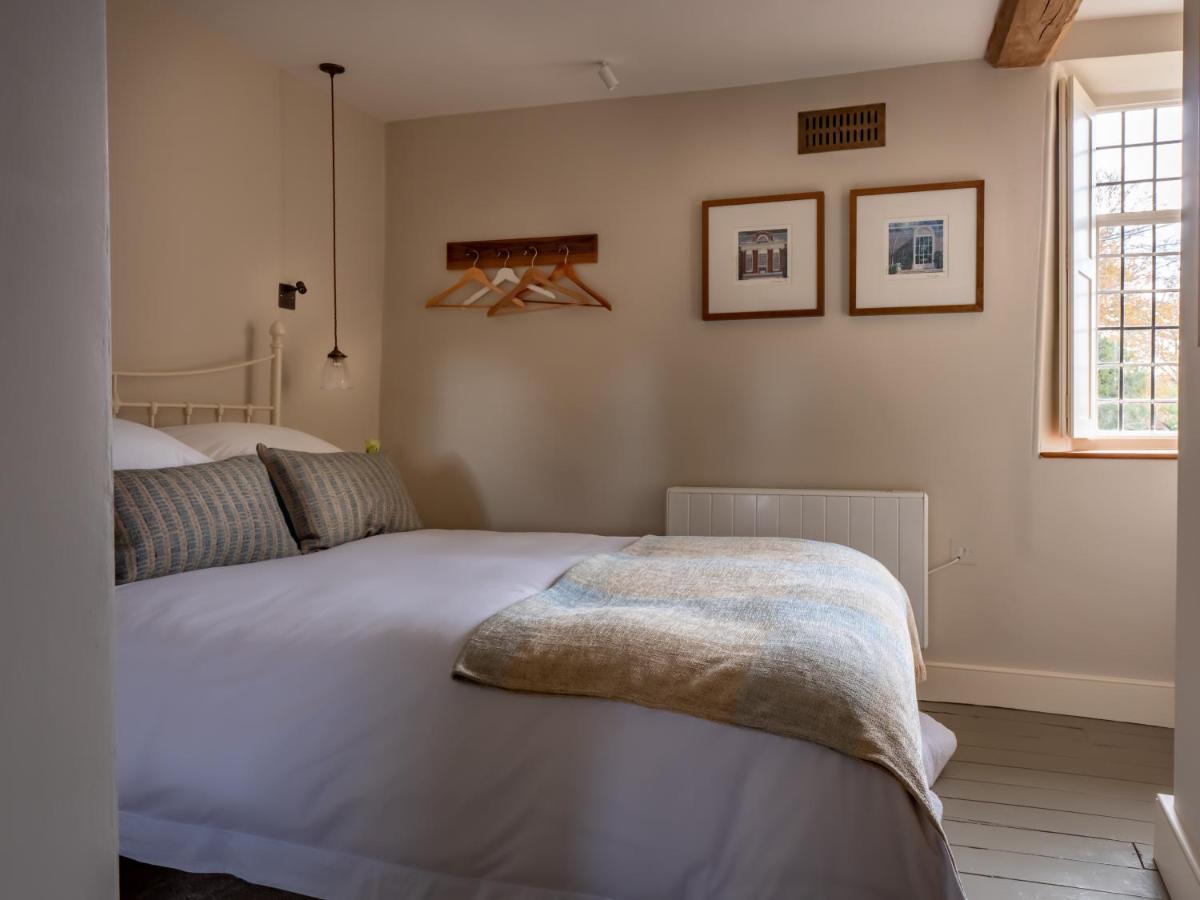 Holiday home Beautiful Grade 2 Listed Cotswold Stone